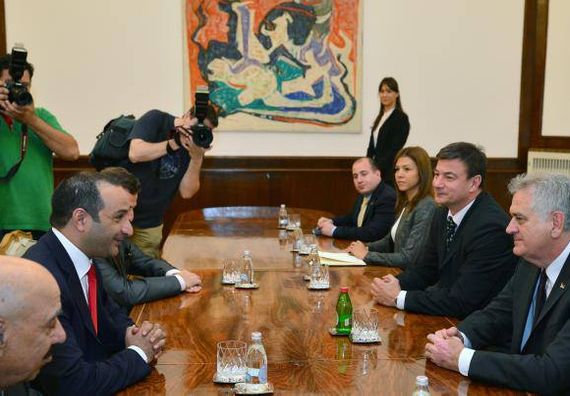 Beograd 22.5.2013. god. - Predsednik Nikolić sa regionalnim direktorom KfAED, Jusufom Al Baderom.